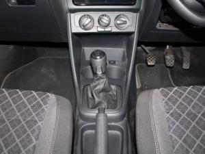 Volkswagen Polo Vivo 1.6 Style - Image 14