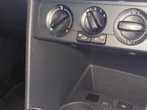 Volkswagen Polo Vivo 1.4 Life - Image 10