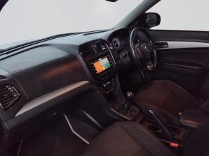 Suzuki Vitara Brezza 1.5 GLX - Image 3