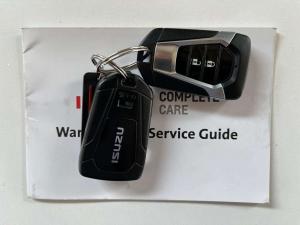 Isuzu D-MAX 3.0 Ddi V-CROSS HR automatic D/C - Image 15