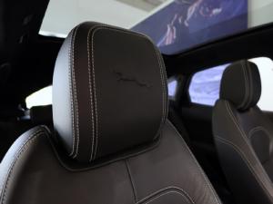 Jaguar E-Pace D200 AWD R-Dynamic Black - Image 23