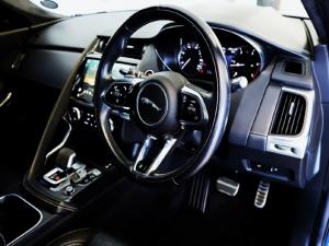 Jaguar E-Pace D200 AWD R-Dynamic Black - Image 24