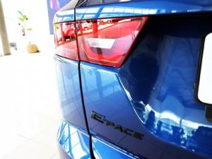 Jaguar E-Pace D200 AWD R-Dynamic Black - Image 37