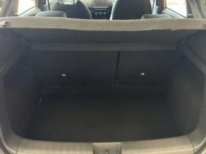 Nissan Magnite 1.0 Visia auto - Image 14