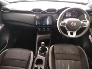 Nissan Magnite 1.0 Visia manual - Image 8