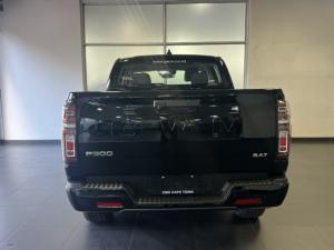 GWM P300 2.4T double cab LS 4x4 - Image 6