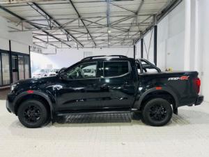 Nissan Navara 2.5DDTi double cab Pro-4X 4x4 - Image 3