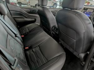 Nissan Navara 2.5DDTi double cab Pro-4X 4x4 - Image 8