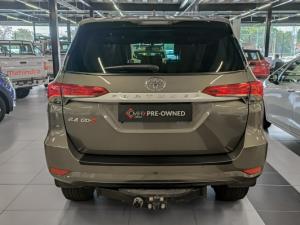 Toyota Fortuner 2.4GD-6 auto - Image 3