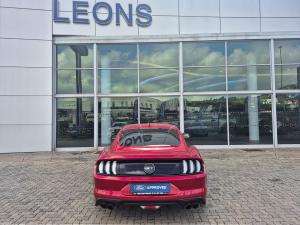 Ford Mustang 5.0 GT fastback - Image 4