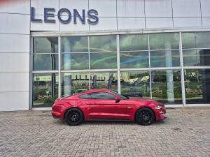 Ford Mustang 5.0 GT fastback - Image 6