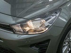 Kia Rio hatch 1.2 LS - Image 4