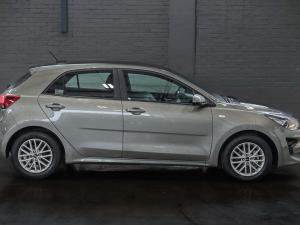 Kia Rio hatch 1.2 LS - Image 8