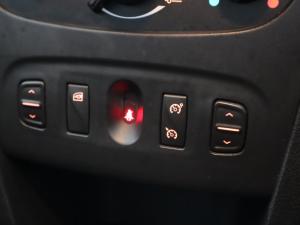 Renault Sandero 66kW turbo - Image 13