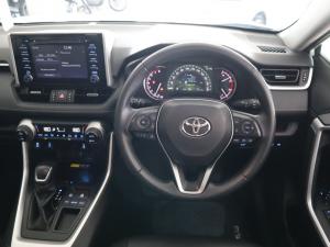 Toyota RAV4 2.0 VX - Image 10