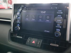 Toyota RAV4 2.0 VX - Image 14