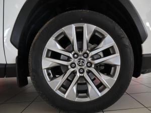 Toyota RAV4 2.0 VX - Image 29