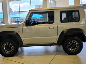 Suzuki Jimny 1.5 GLX AllGrip 3-door manual - Image 8