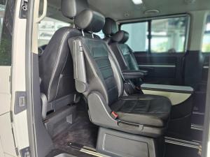 Volkswagen Caravelle 2.0BiTDI Highline 4Motion - Image 11