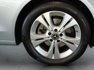 Mercedes-Benz C-Class C200 - Image 16