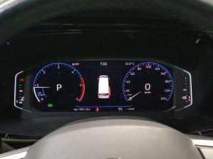 Volkswagen Caravelle 2.0BiTDI Highline 4Motion - Image 13