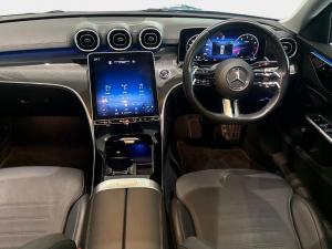 Mercedes-Benz C-Class C200 Avantgarde - Image 12