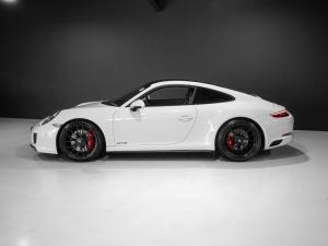 Porsche 911 Carrera GTS coupe - Image 3