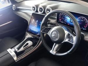Mercedes-Benz C-Class C200 Avantgarde - Image 18