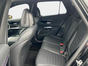 Mercedes-Benz GLC GLC300d 4Matic Avantgarde - Image 15