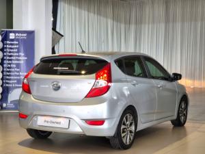 Hyundai Accent hatch 1.6 Fluid - Image 7