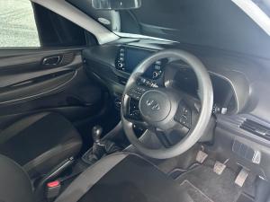 Hyundai i20 1.2 Motion - Image 10