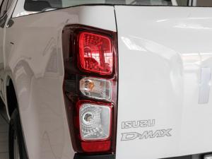 Isuzu D-Max 1.9TD Extended cab - Image 10