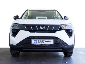 Mahindra XUV 3XO 1.2T AX5 auto - Image 2