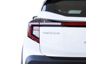 Mahindra XUV 3XO 1.2T AX5 auto - Image 9