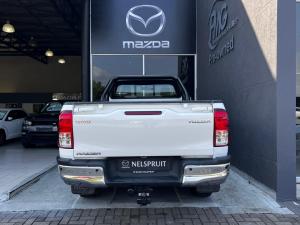 Toyota Hilux 2.4GD-6 single cab Raider manual - Image 6