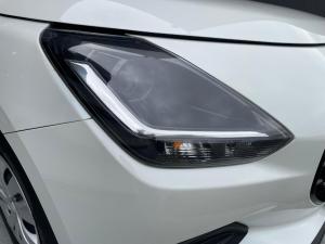 Suzuki Swift 1.2 GL - Image 3