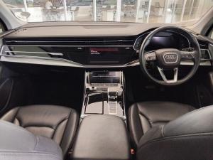 Audi Q7 45TDI quattro S line - Image 10