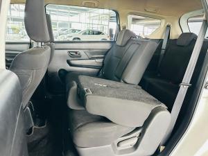 Toyota Rumion 1.5 S - Image 6