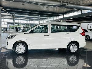 Toyota Rumion 1.5 S - Image 9