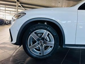Mercedes-Benz GLC GLC300d 4Matic Avantgarde - Image 15