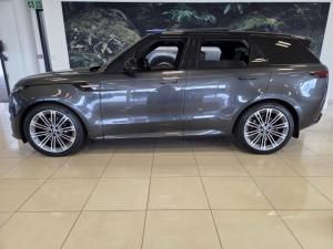 Land Rover Range Rover Sport D350 Dynamic HSE - Image 2