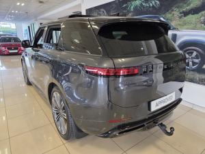 Land Rover Range Rover Sport D350 Dynamic HSE - Image 3