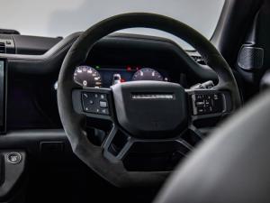 Land Rover Defender 110 D300 X-Dynamic HSE - Image 17