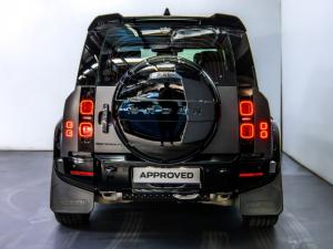 Land Rover Defender 110 D300 X-Dynamic HSE - Image 6