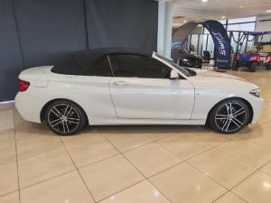 BMW 2 Series 220i convertible Luxury Line auto - Image 8