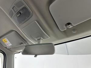 Suzuki Jimny 1.5 GLX - Image 7