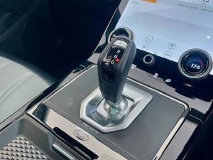 Land Rover Range Rover Evoque D180 R-Dynamic SE First Edition - Image 10