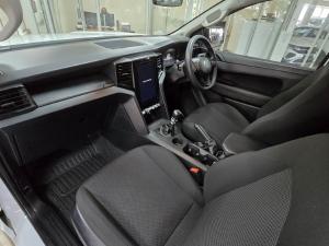 Volkswagen Amarok 2.0TDI single cab - Image 9