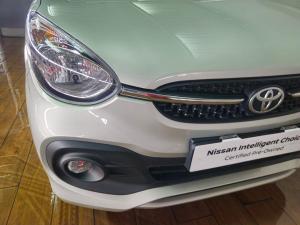 Toyota Vitz 1.0 XR auto - Image 4