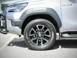 Toyota Hilux 2.8GD-6 double cab 4x4 Legend auto - Image 4